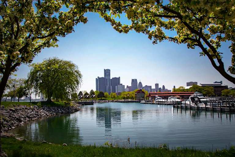 How to Become a Licensed Counselor in Michigan
